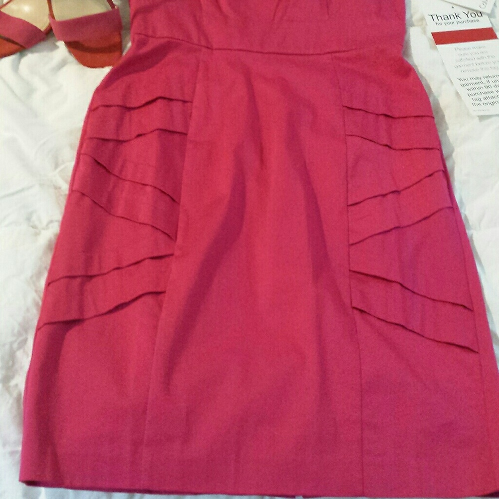 Calvin Klein Pink dress. Size 8. - Picture 3 of 5